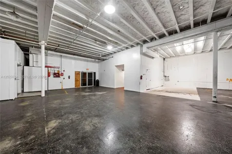 2585 NW 21st Terrace Miami FL 33142