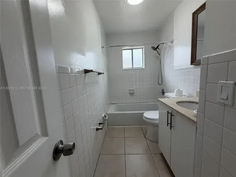3021 W 76th Street Hialeah FL 33018