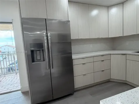 3021 W 76th Street Hialeah FL 33018