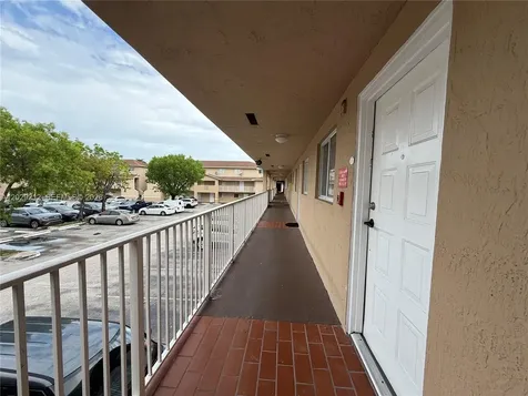 3021 W 76th Street Hialeah FL 33018