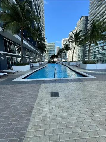 60 SW 13th Street Miami FL 33130