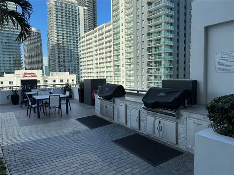 60 SW 13th Street Miami FL 33130