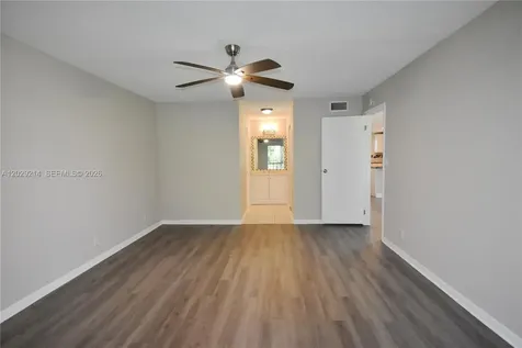 6080 NW 44th Street Lauderhill FL 33319