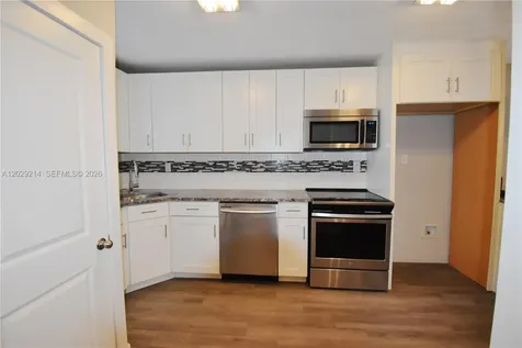 6080 NW 44th Street Lauderhill FL 33319
