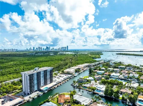 2500 NE 135th Street North Miami FL 33181