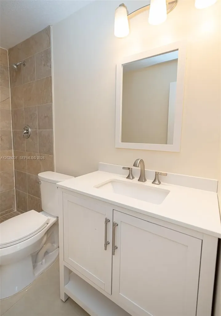 5613 Pierce Street Hollywood FL 33021