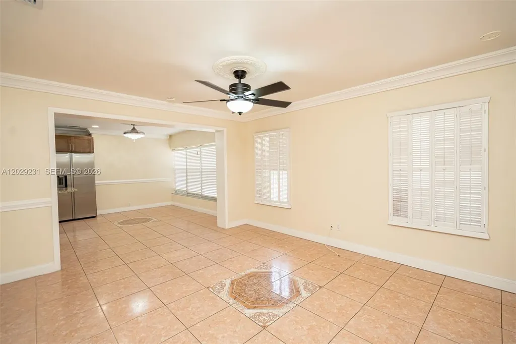 5613 Pierce Street Hollywood FL 33021