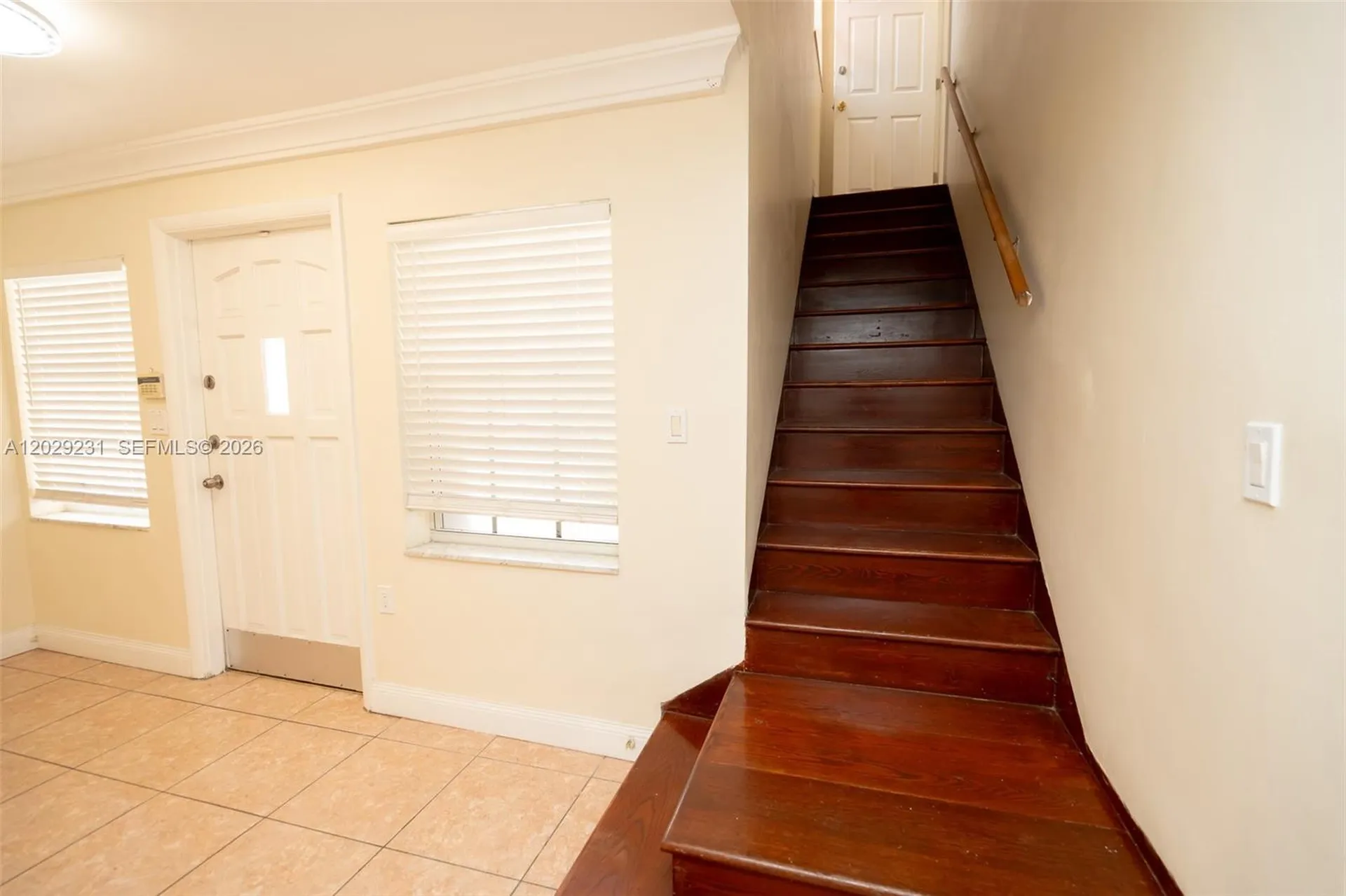 5613 Pierce Street Hollywood FL 33021