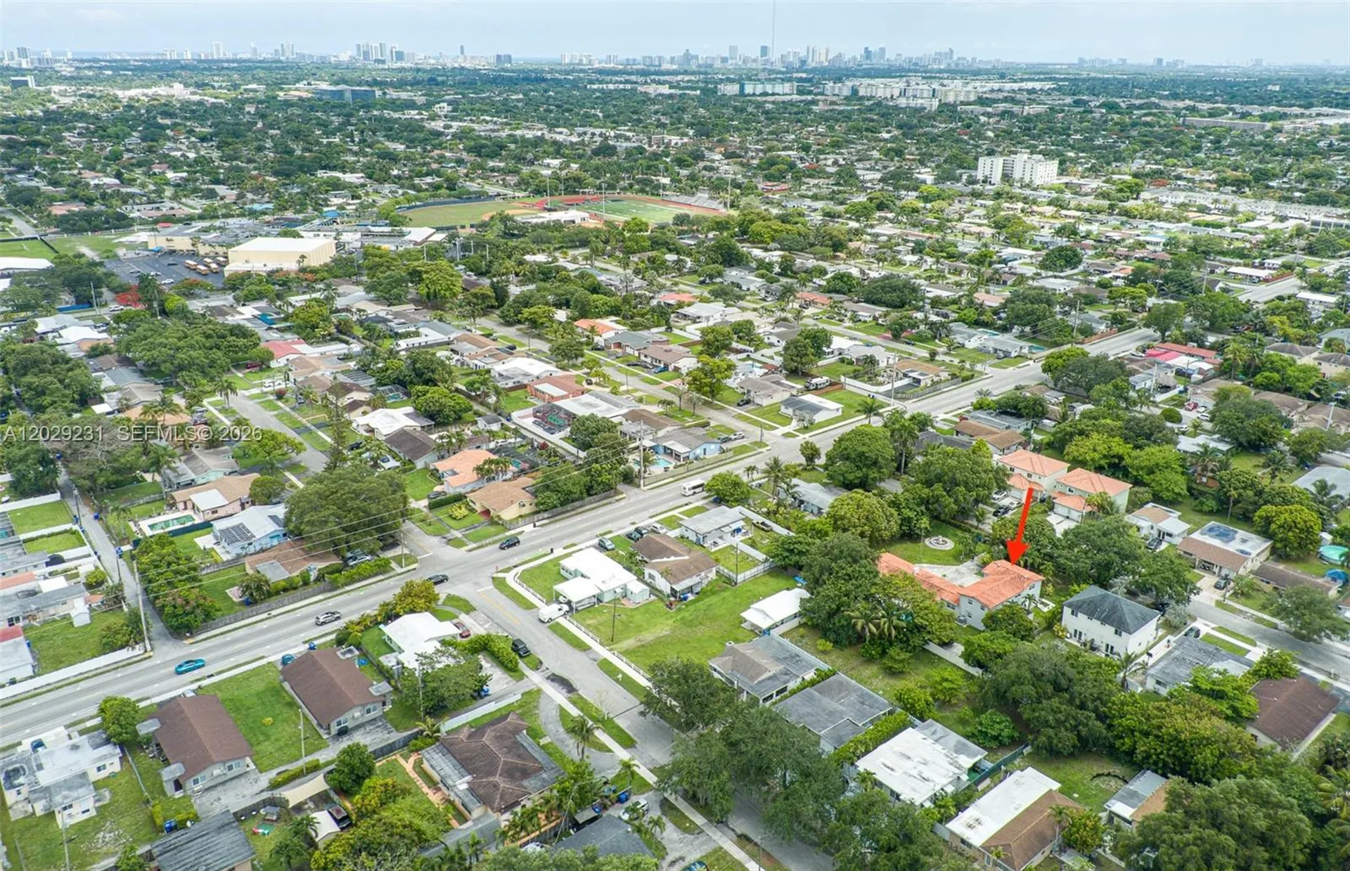 5613 Pierce Street Hollywood FL 33021