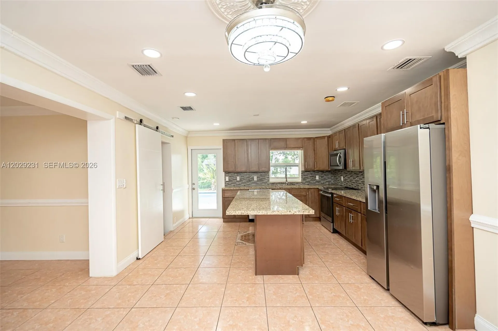 5613 Pierce Street Hollywood FL 33021