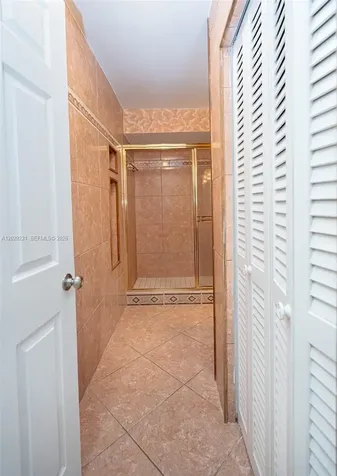 5613 Pierce Street Hollywood FL 33021