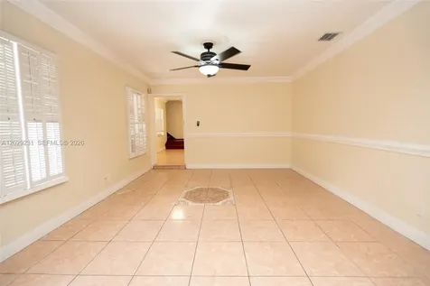 5613 Pierce Street Hollywood FL 33021