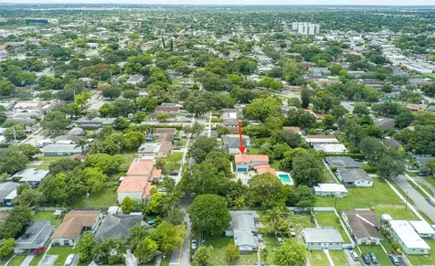 5613 Pierce Street Hollywood FL 33021