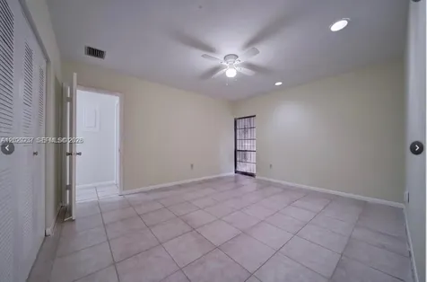 15182 E Loch Isle Drive E Miami Lakes FL 33014