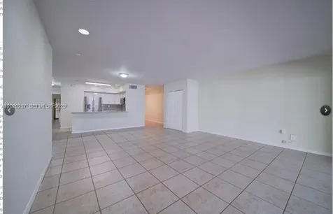15182 E Loch Isle Drive E Miami Lakes FL 33014