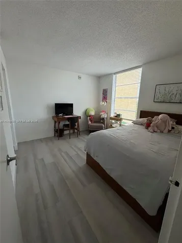 2000 NE 135th Street North Miami FL 33181