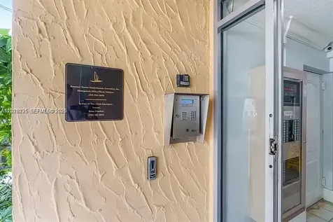 2000 NE 135th Street North Miami FL 33181