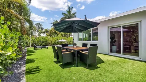 1116 N 31st Avenue Hollywood FL 33021