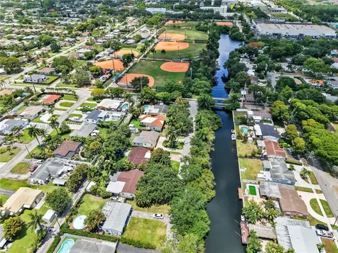 1116 N 31st Avenue Hollywood FL 33021
