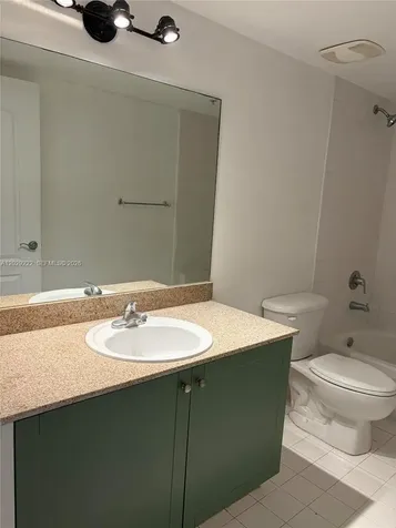 60 NW 37th Avenue Miami FL 33125