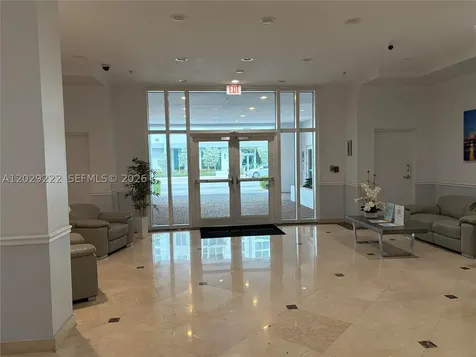 60 NW 37th Avenue Miami FL 33125