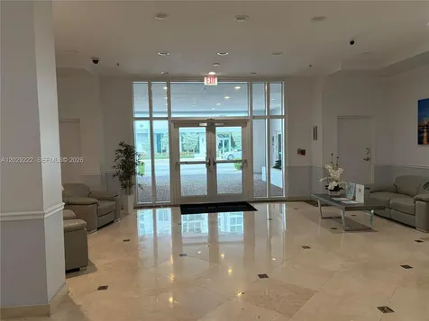 60 NW 37th Avenue Miami FL 33125