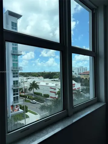 60 NW 37th Avenue Miami FL 33125