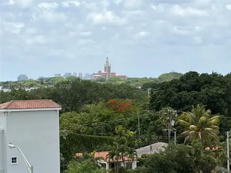 60 NW 37th Avenue Miami FL 33125