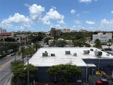 60 NW 37th Avenue Miami FL 33125