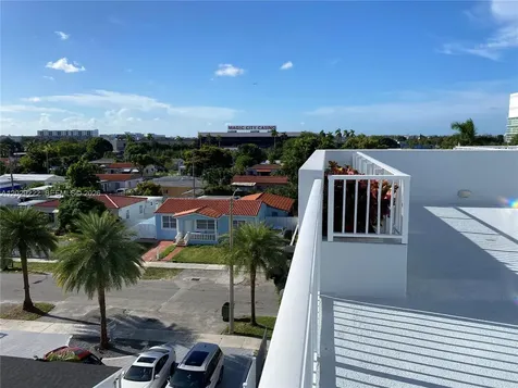 60 NW 37th Avenue Miami FL 33125