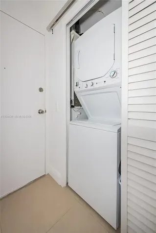 3505 S Ocean Drive Hollywood FL 33019