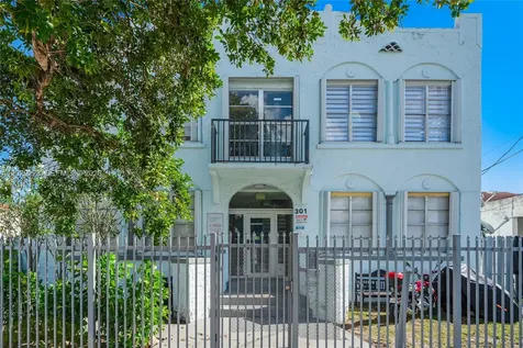 301 SW 10th Avenue Miami FL 33130