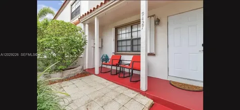 9427 NW 42nd Street Sunrise FL 33351