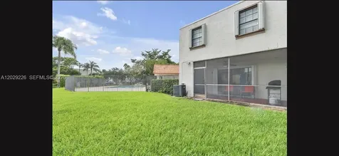 9427 NW 42nd Street Sunrise FL 33351
