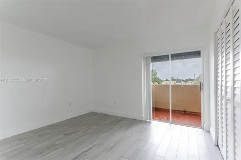 8580 NW 6th Lane Miami FL 33126