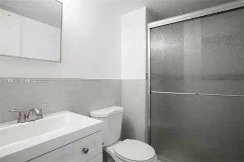 8580 NW 6th Lane Miami FL 33126