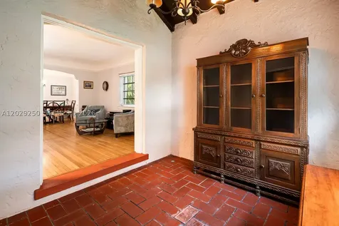 732 Majorca Avenue Coral Gables FL 33134