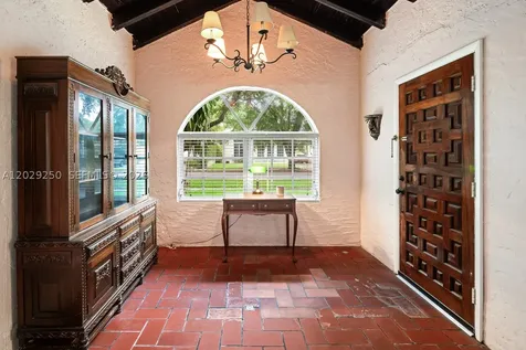732 Majorca Avenue Coral Gables FL 33134