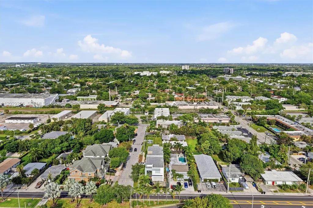 1417 NE 17th Street Fort Lauderdale FL 33305