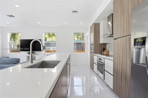 1417 NE 17th Street Fort Lauderdale FL 33305