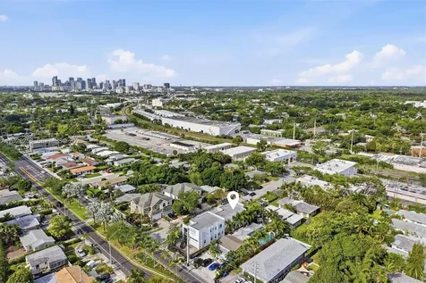 1417 NE 17th Street Fort Lauderdale FL 33305