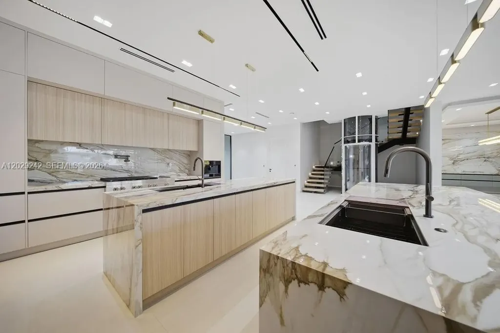 3318 NE 16th Place Fort Lauderdale FL 33305