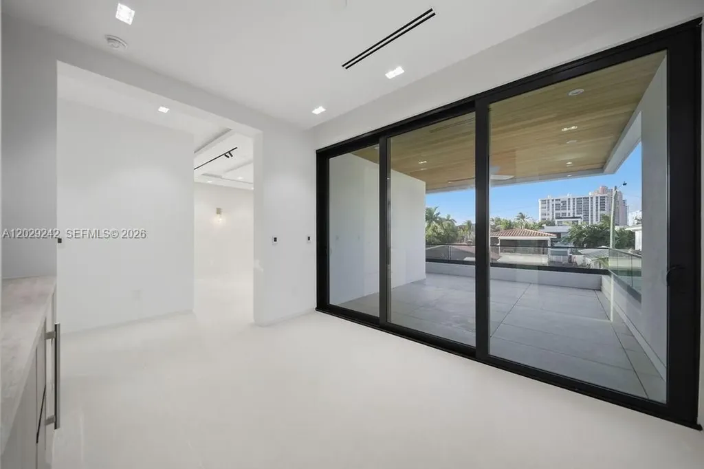 3318 NE 16th Place Fort Lauderdale FL 33305