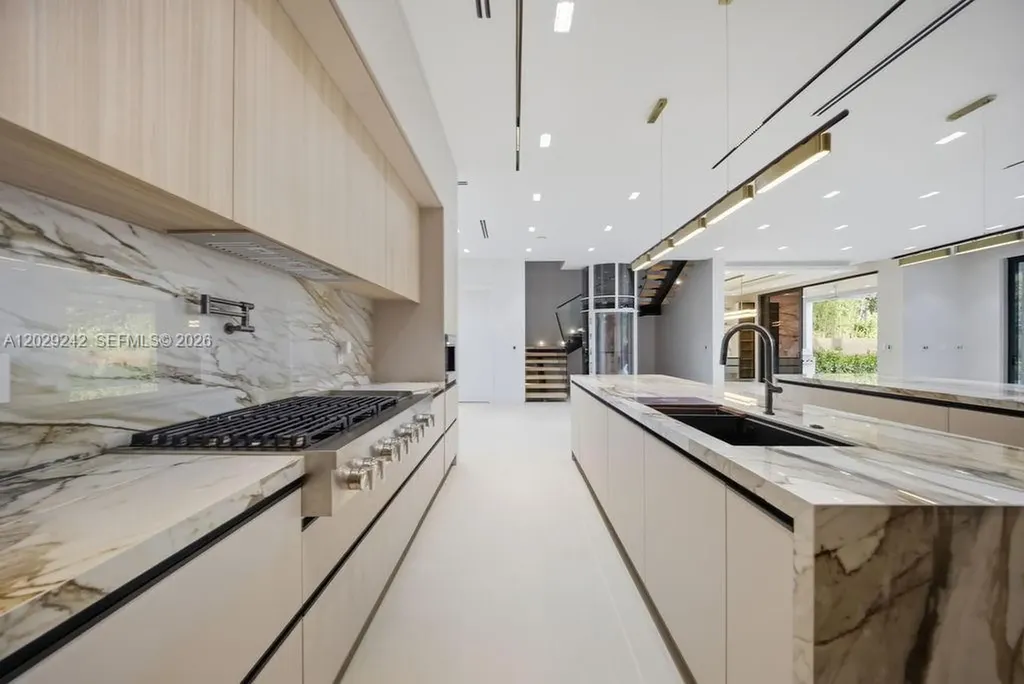 3318 NE 16th Place Fort Lauderdale FL 33305