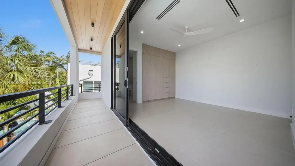 3318 NE 16th Place Fort Lauderdale FL 33305