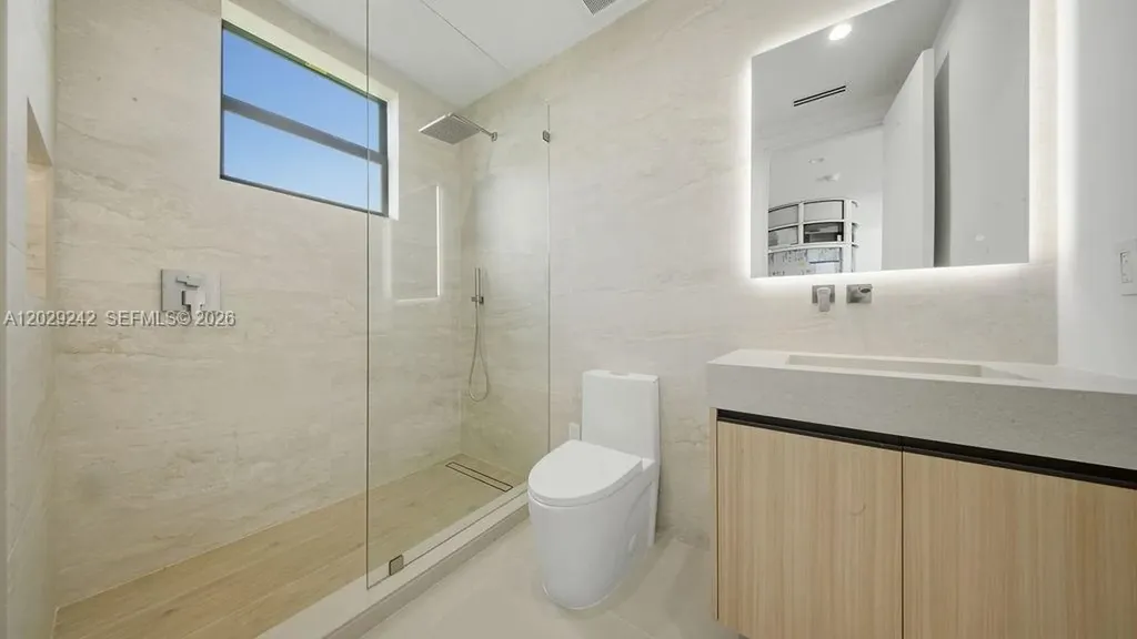 3318 NE 16th Place Fort Lauderdale FL 33305