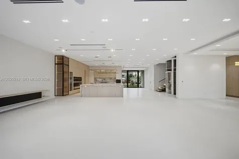 3318 NE 16th Place Fort Lauderdale FL 33305