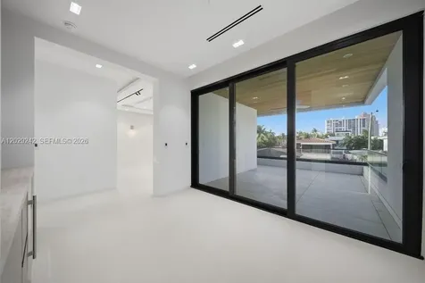3318 NE 16th Place Fort Lauderdale FL 33305