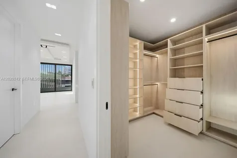 3318 NE 16th Place Fort Lauderdale FL 33305