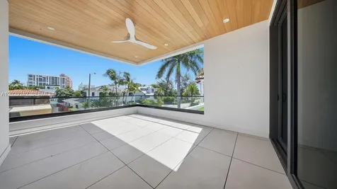 3318 NE 16th Place Fort Lauderdale FL 33305